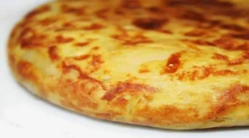 استمتع بمذاق لا يقاوم.. طريقة تحضير فطيرة البطاطس بالجبنة خطوة بخطوة